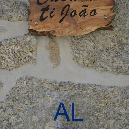 Holiday home Casa Do Ti Joao Sabugueiro (Guarda)