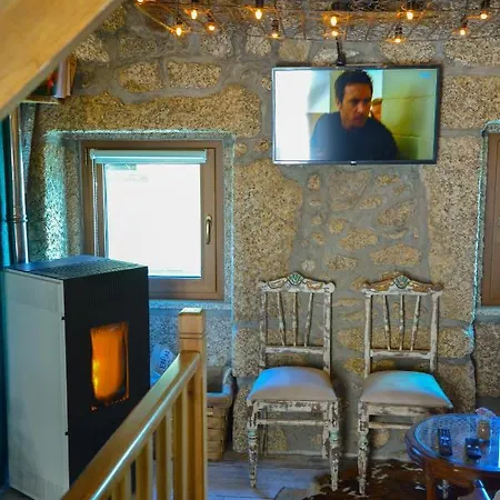 Casa Do Ti Joao Feriehus Sabugueiro (Guarda)